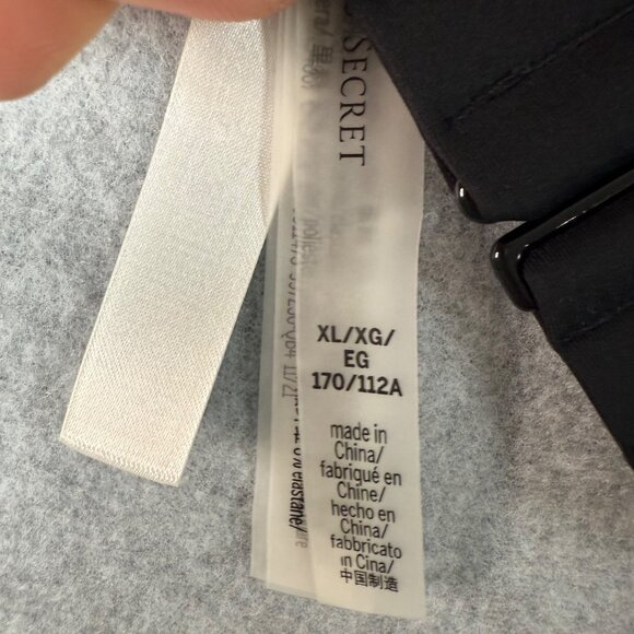 Victorias Secret Swim Black Bikini Top Size XL Adjustable Back Closure Sleek VS - Picture 5 of 5